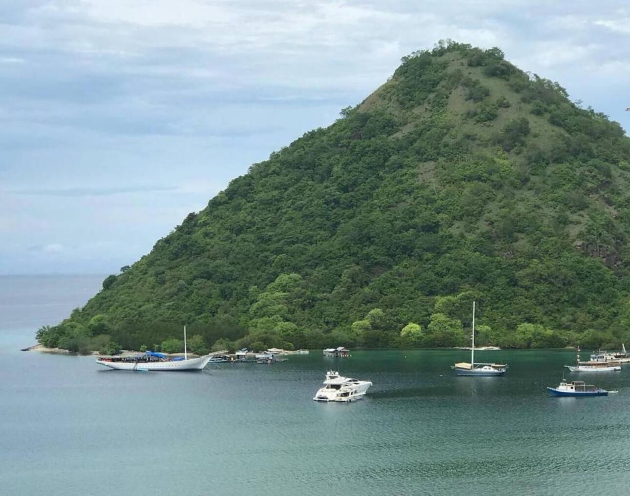 Benedict Guesthouse By Mori Hospitality Labuan Bajo Luaran gambar